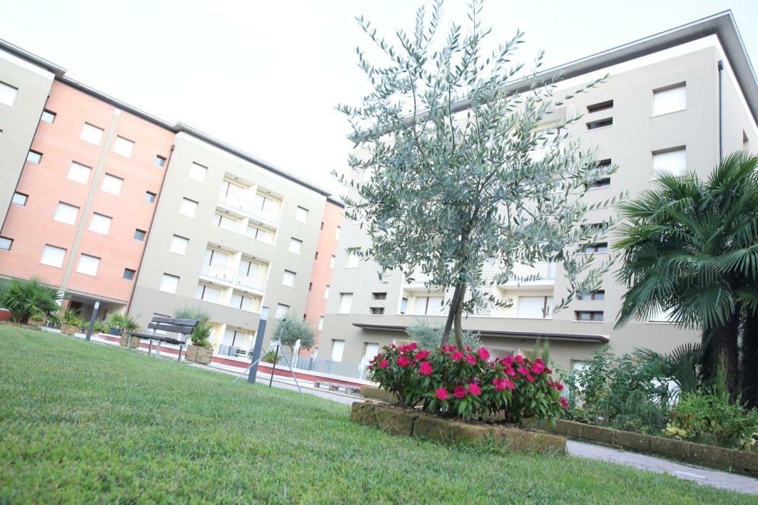 Appartamenti A Breve Termine "Da Lucy" Legnago Exterior foto